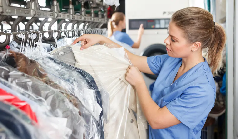 Efficiency in Every Thread: Why More Companies Are Switching to Uniform Rental Services